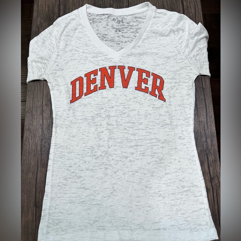 Denver Broncos Long Sleeve Tee- Size M